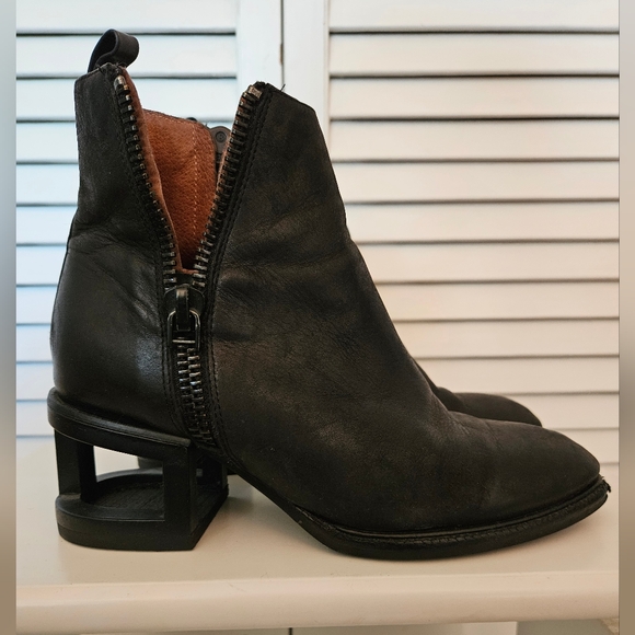 Jeffrey Campbell Shoes - Jeffrey Campbell booties